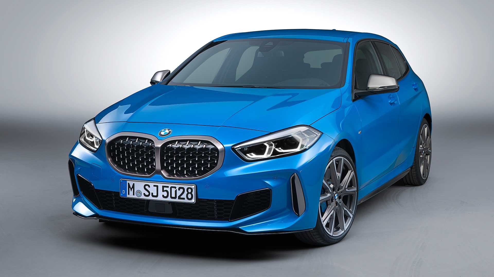 New BMW 1-Series Is FWD And Looks Just Like The X2