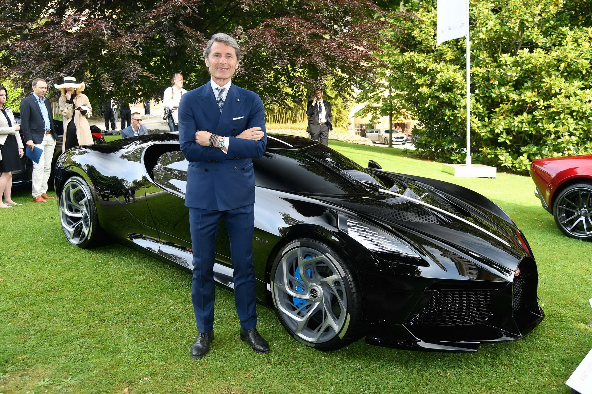 Bugatti La Voiture Noire Wins Design Award At Concorso d’Eleganza