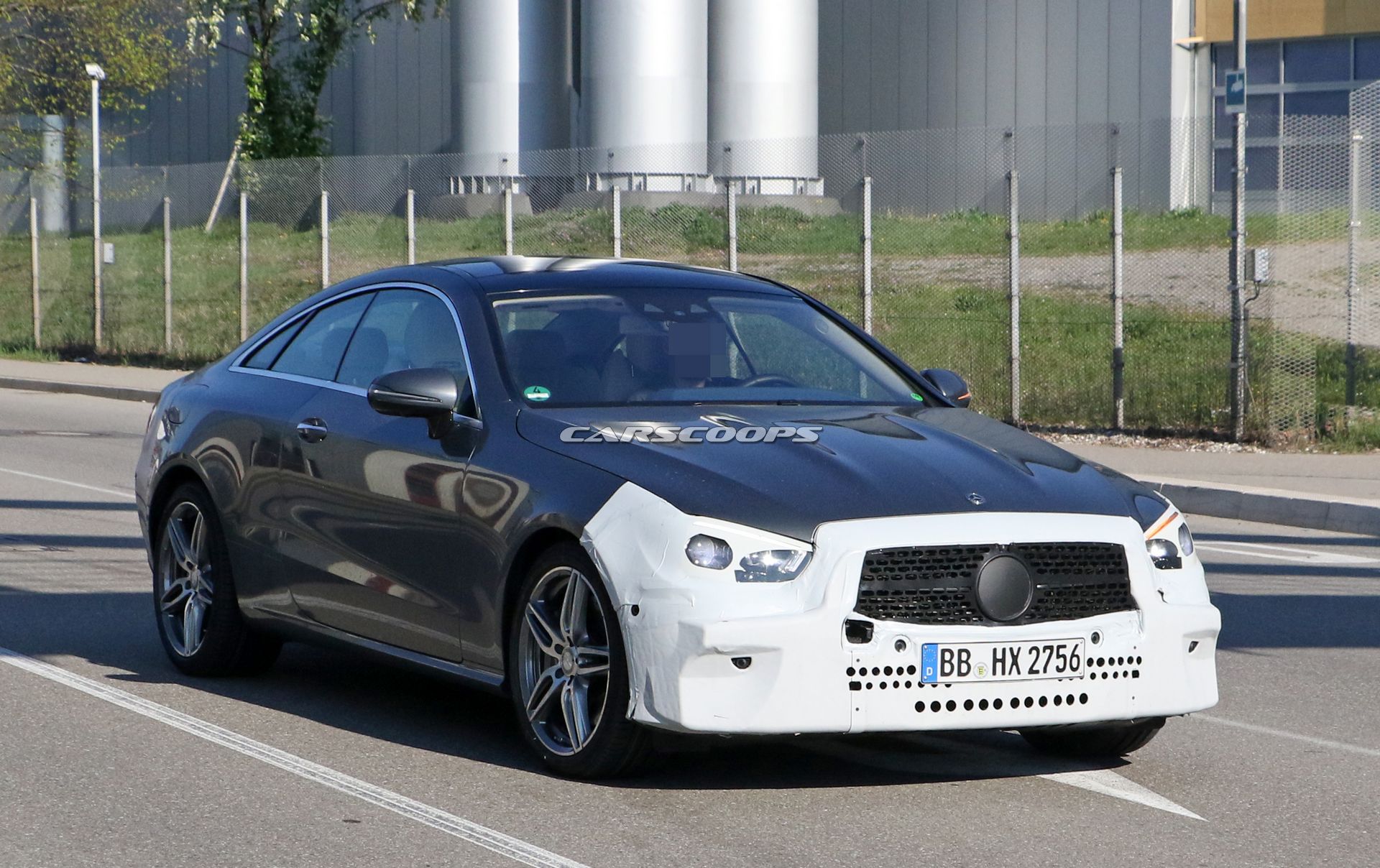 Mercedes EClass Coupe Spy Shots 3 2020 Mercedes-Benz E-Class Coupe Facelift Will Look Very Familiar