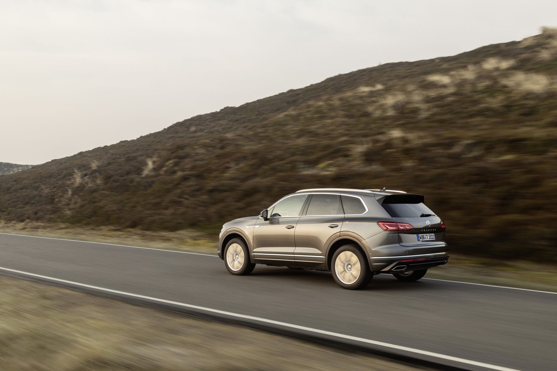 VW Touareg V8 TDI Order Books Open, Will Cost You At Least €89,825