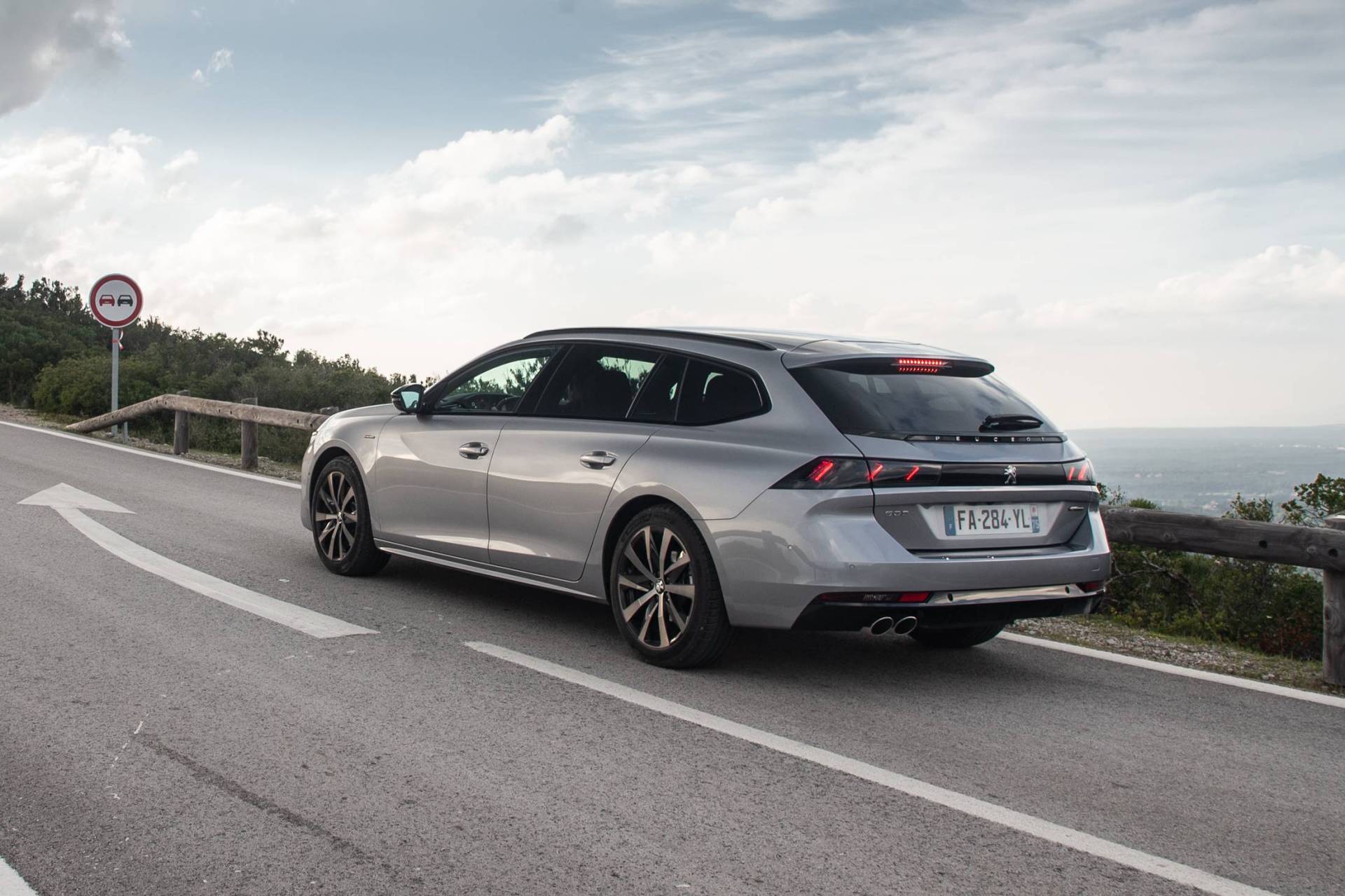 Is The New 2019 Peugeot 508 SW Cooler Than A Crossover?