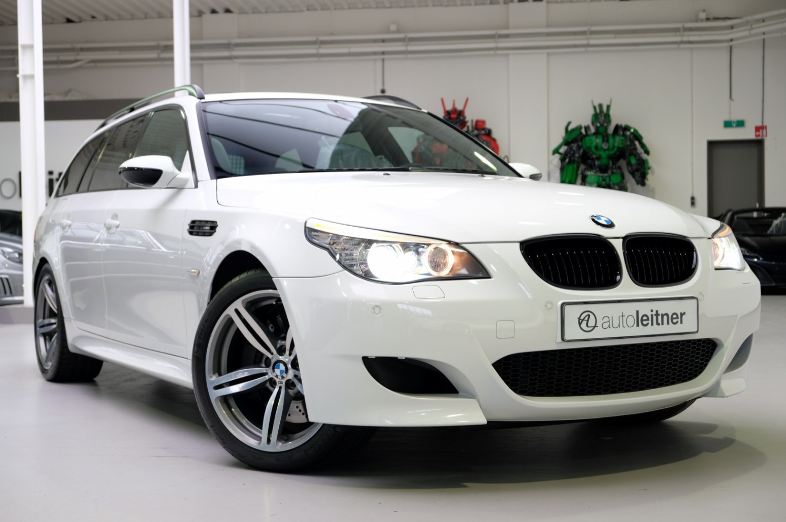 bmw m5 touring e61 19 BMW M5 Touring Is For Petrolhead Soccer Dads Who Dislike Fast SUVs