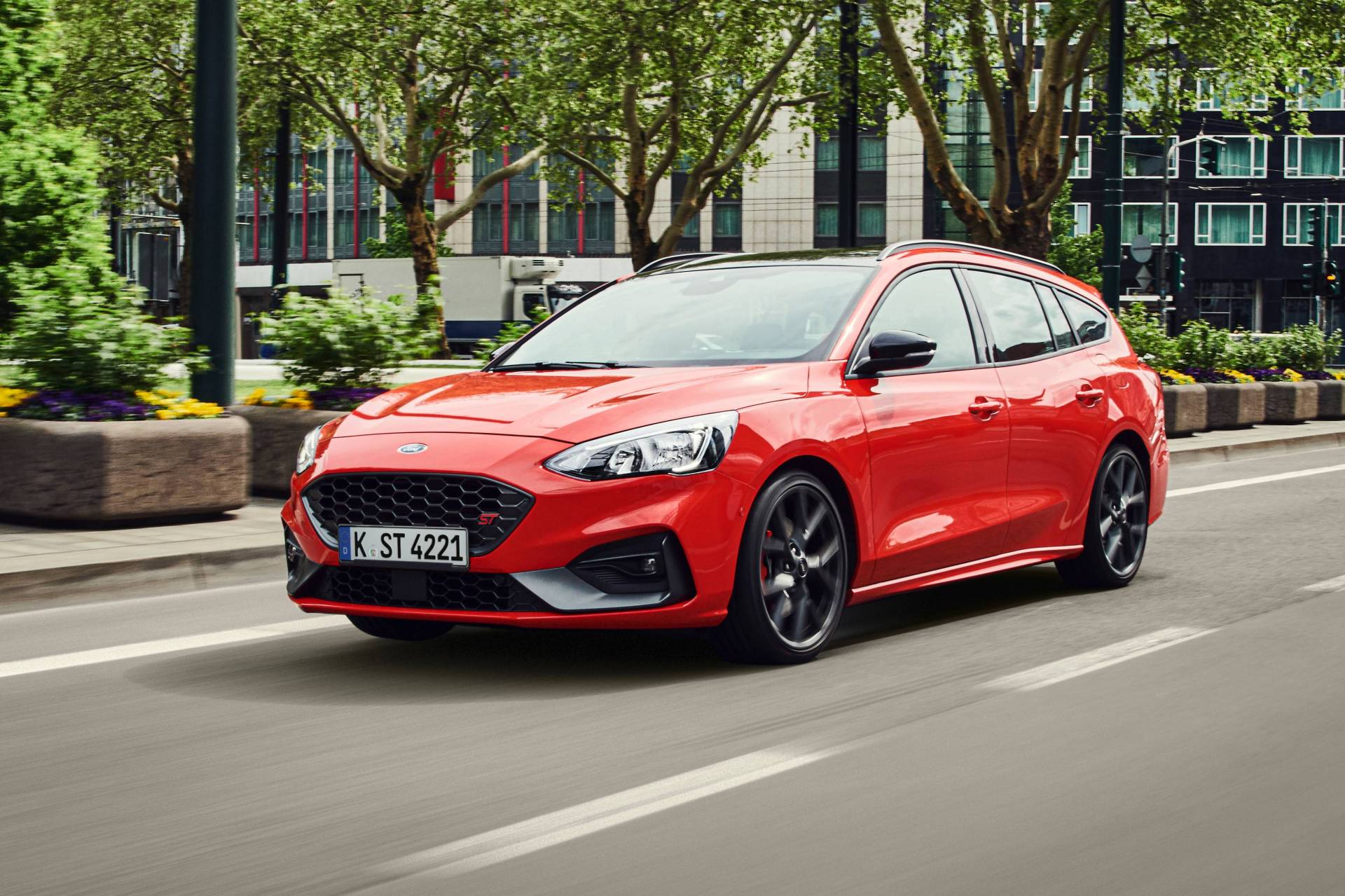 2019MY Ford Focus ST Wagon 12 2019 Focus ST Wagon Revealed As The Family Man’s Fast Ford