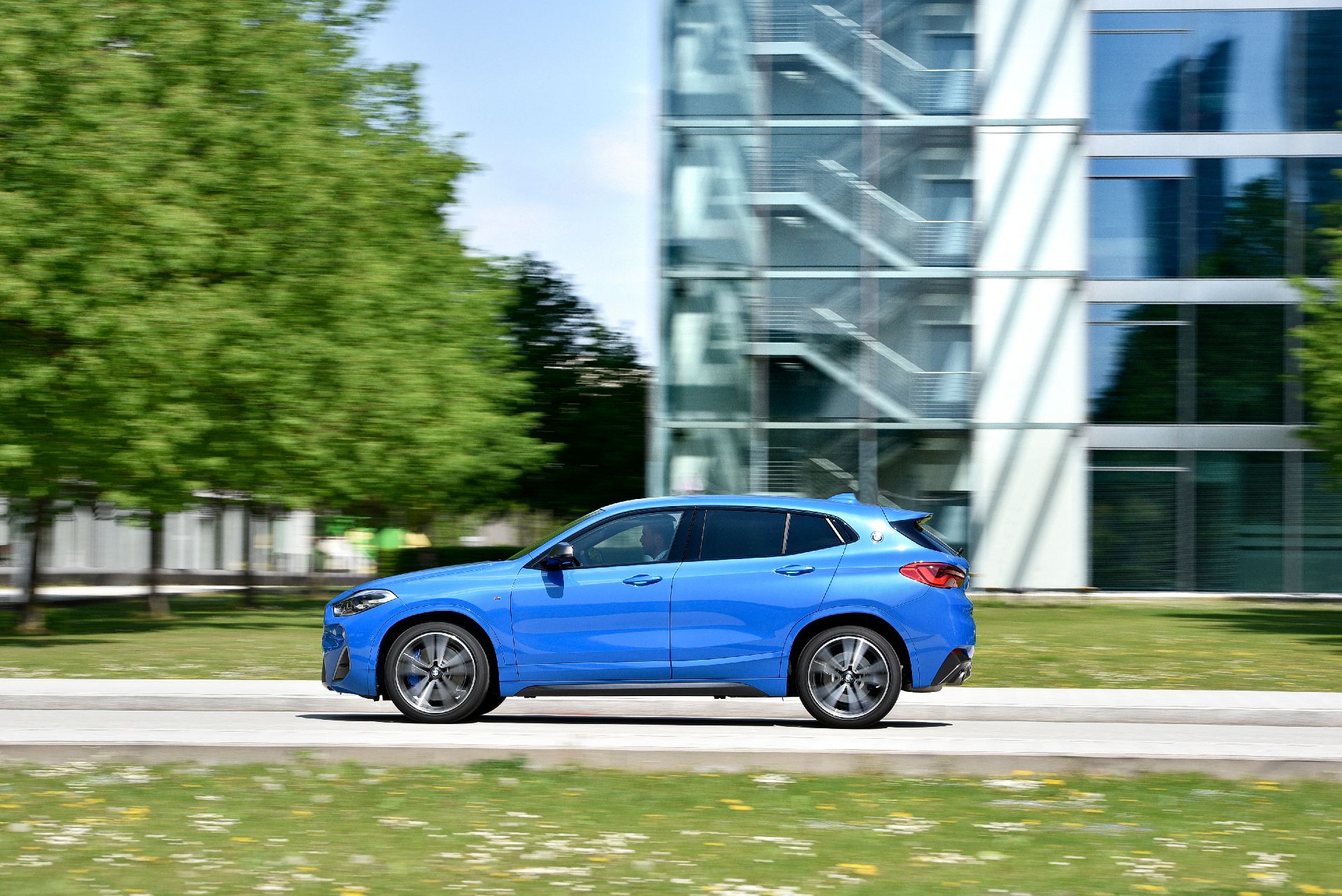 BMW_X2M35i Get A Good Look At The New BMW X2 M35i In This Mega Gallery