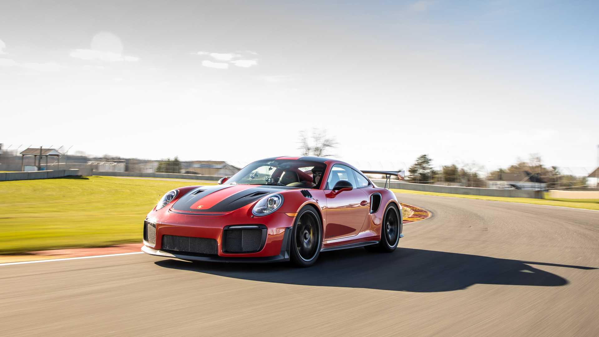 Porsche 911 GT2 RS Road America 12 Watch The Porsche 911 GT2 RS Set New Lap Record At Road America
