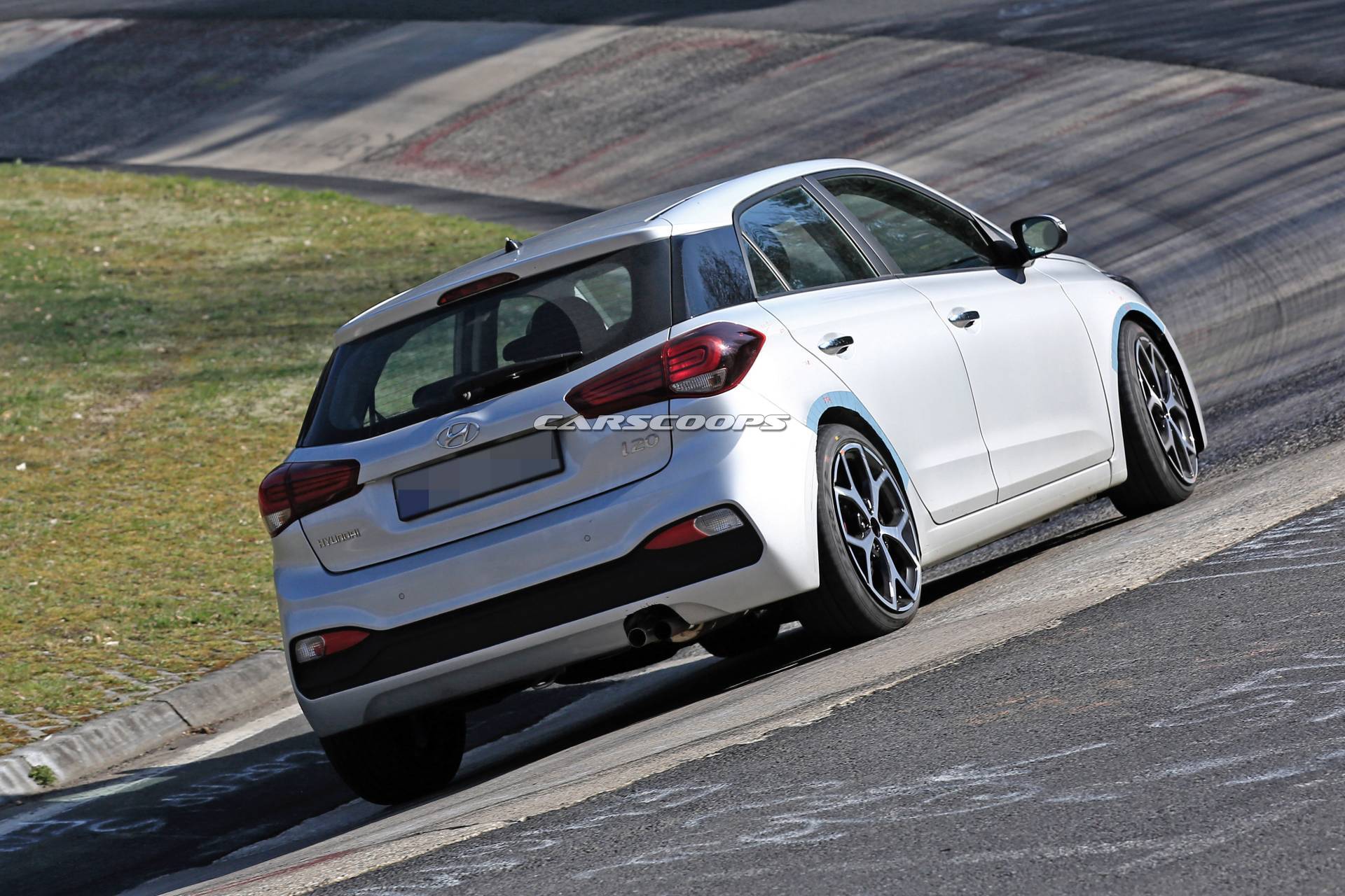 Hyundai i20 N test mule spy shots 28 Hyundai i20 N Hot Hatch Leaves Hideout, Is A Chassis Mule For Now