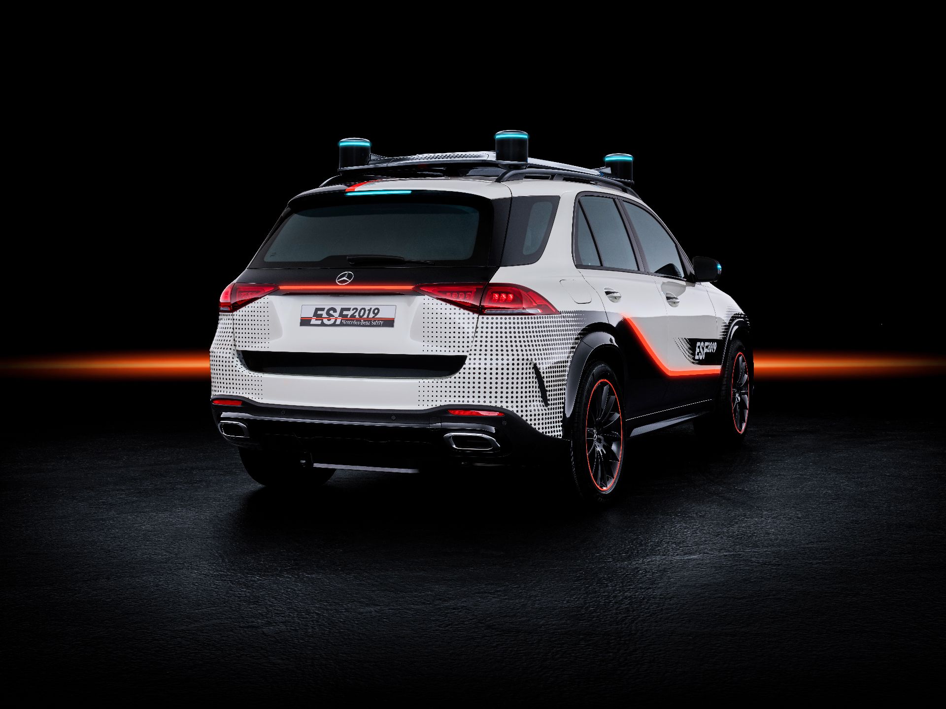 Mercedes-Benz Is Readying Heated Seat Belts – And Not Just For Comfort