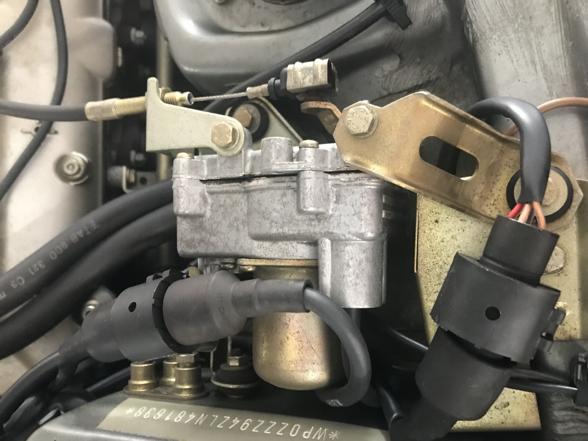 1990 porsche 944 s2 cabrio auction 70 This 1990 Porsche 944 S2 Cabriolet Was Sitting In Storage For 24 years