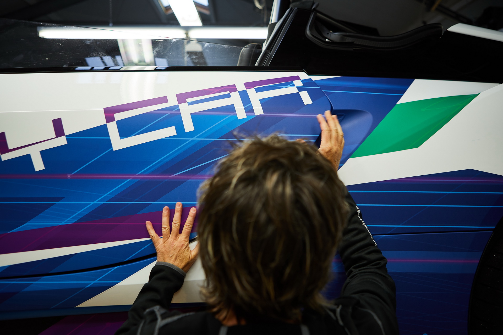 BMW-i8-Roadster-Safety-Car-25 BMW Makes i8 Roadster A Speedster For Formula E’s New Safety Car