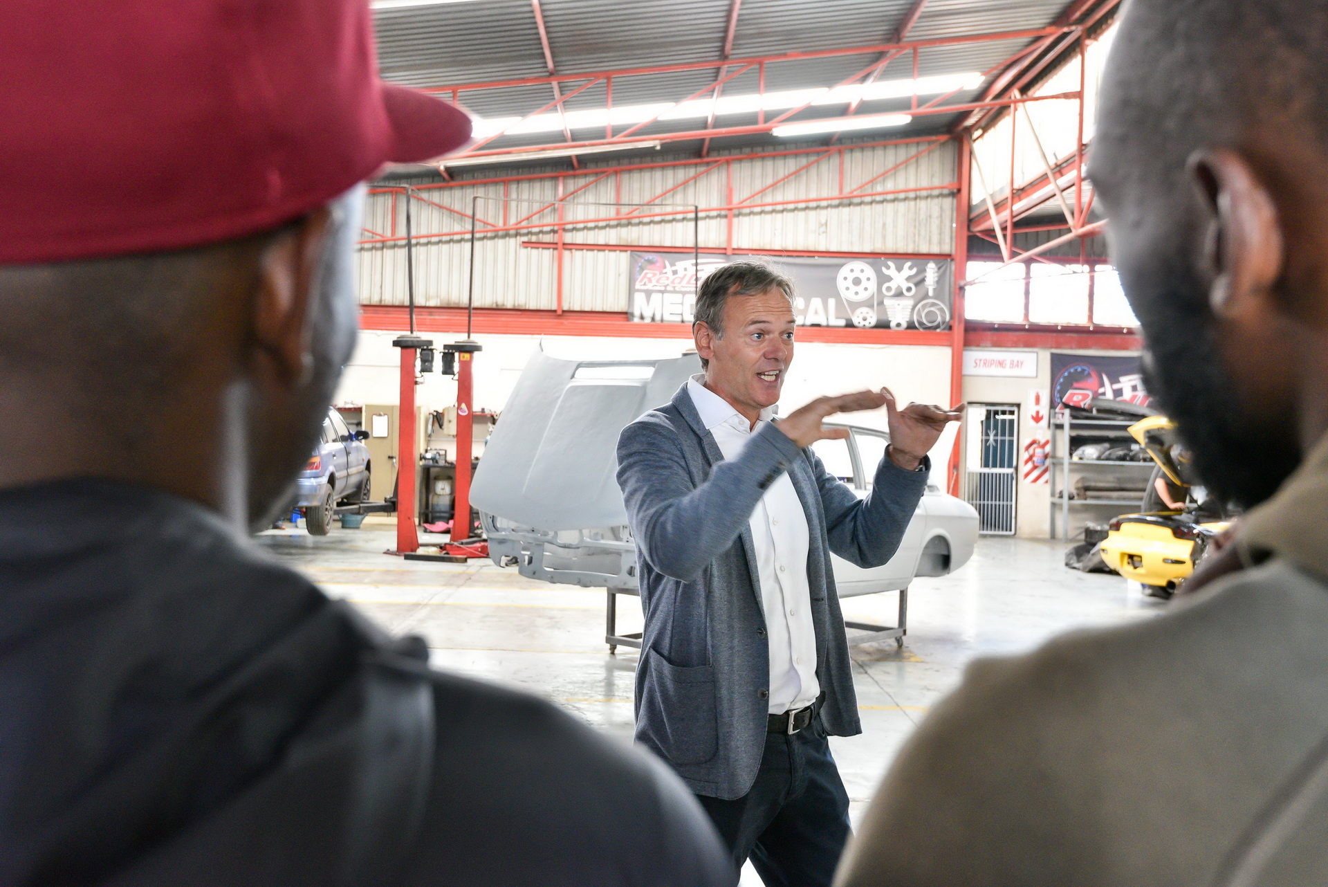 BMW-530-MLE-39 BMW Restoring Its First Unofficial M Car, A 530 MLE Homologation Special From 1976