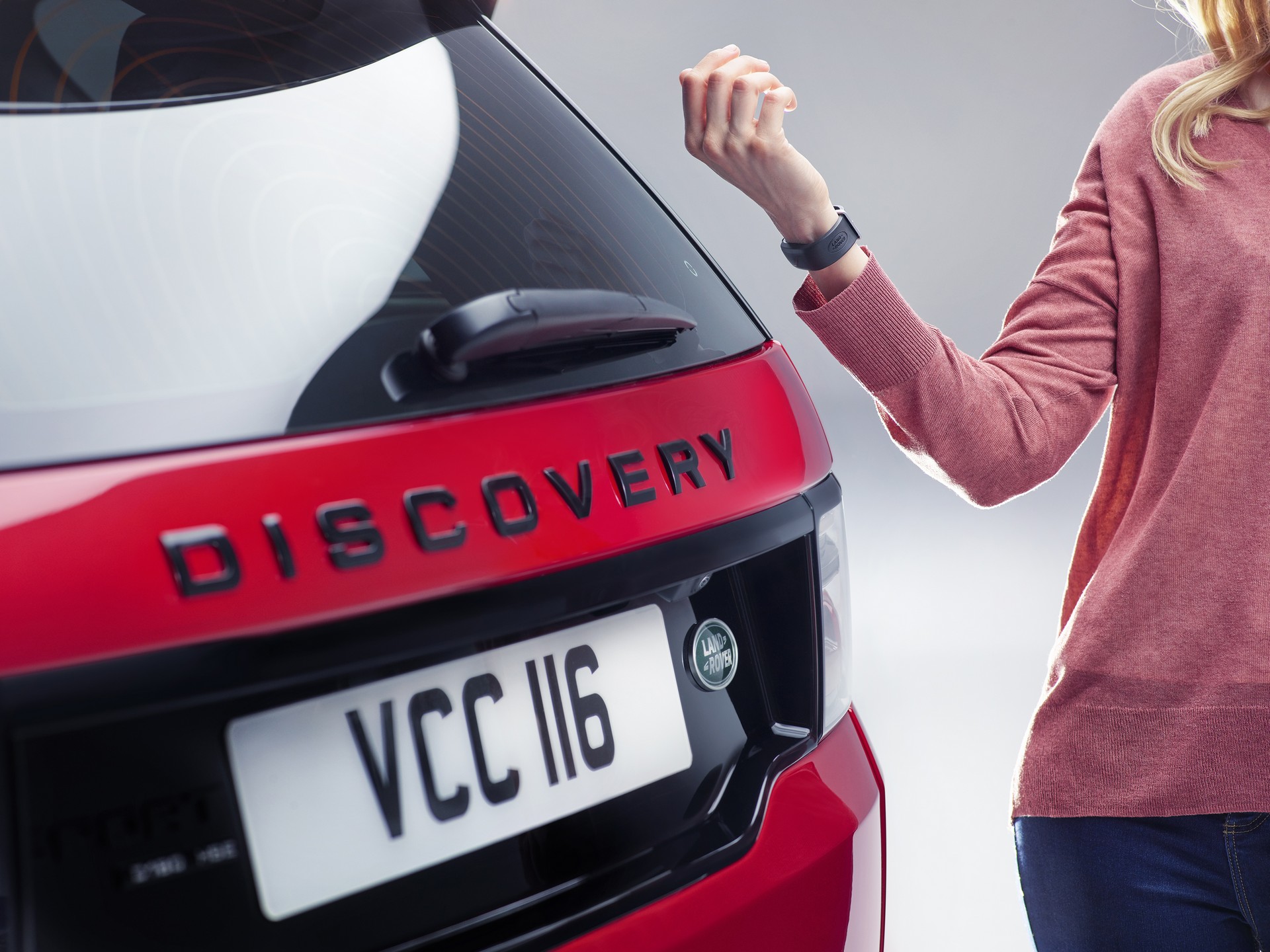 2020 Land Rover Discovery Sport Facelift Debuts With New Styling And Mild-Hybrid Powertrain