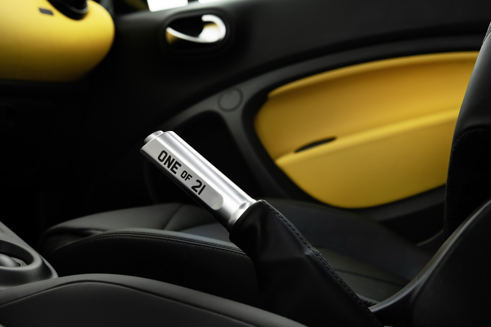 2019 smart fortwo final collectors edition konstantin grcic 13 Smart ForTwo ‘21’ Final Collector’s Edition Is A Last Hurrah To The ICE-Powered City Car