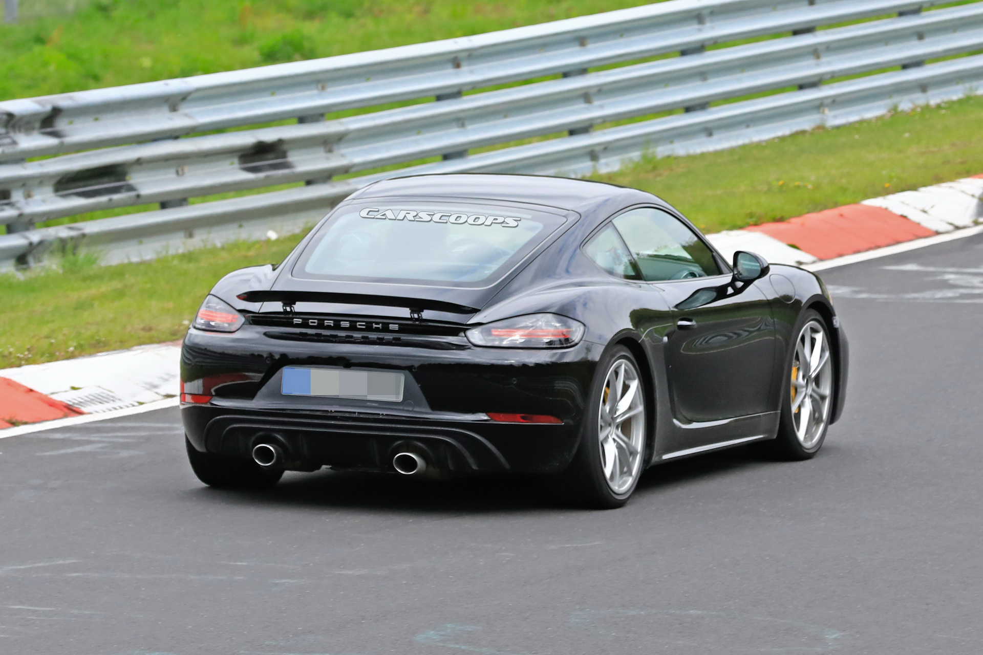 Porsche-718-Touring-Scoop-23 Porsche To Offer 6-Cylinder ‘Touring’ Versions Of 718 Boxster And Cayman