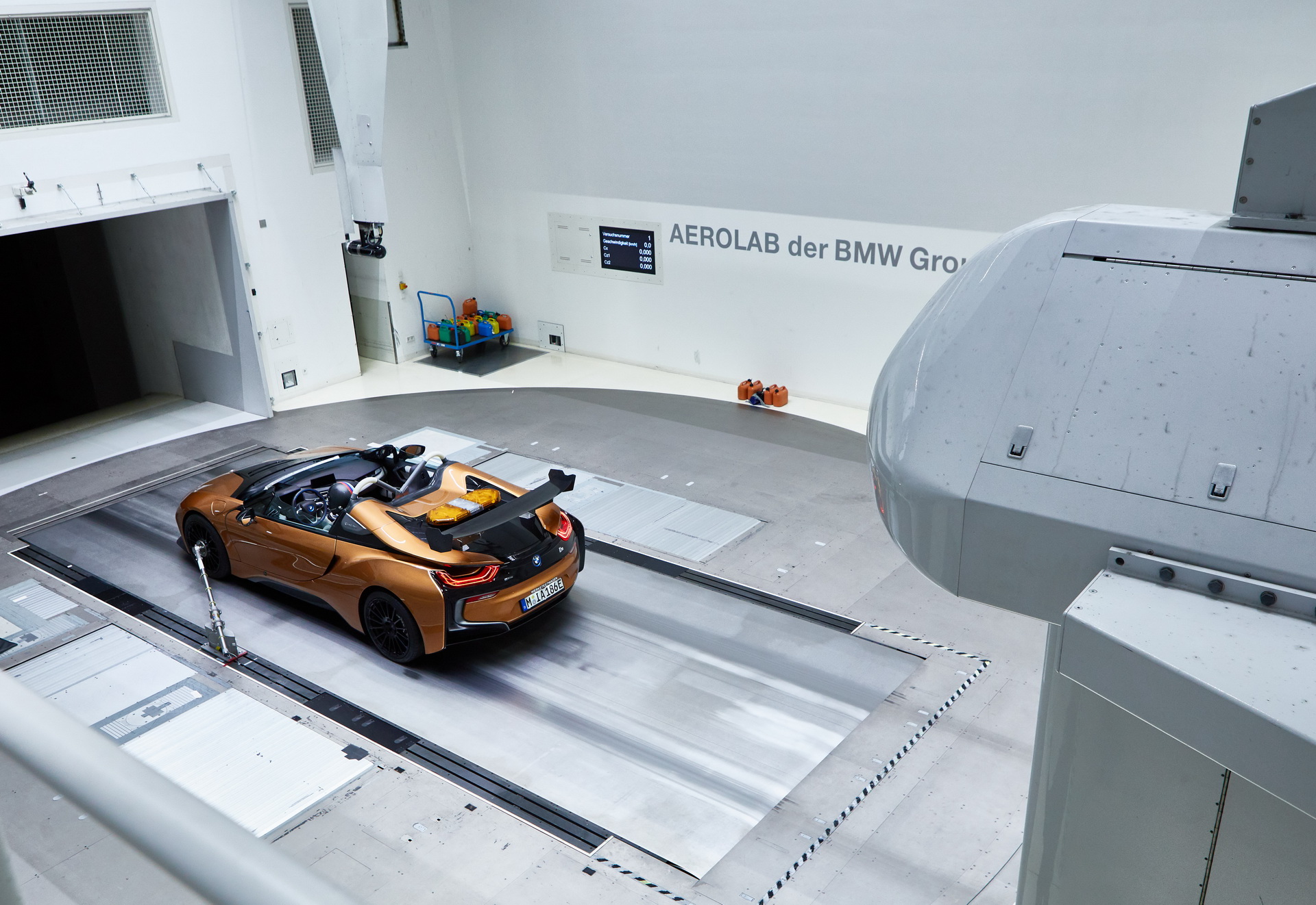 BMW-i8-Roadster-Safety-Car-43 BMW Makes i8 Roadster A Speedster For Formula E’s New Safety Car