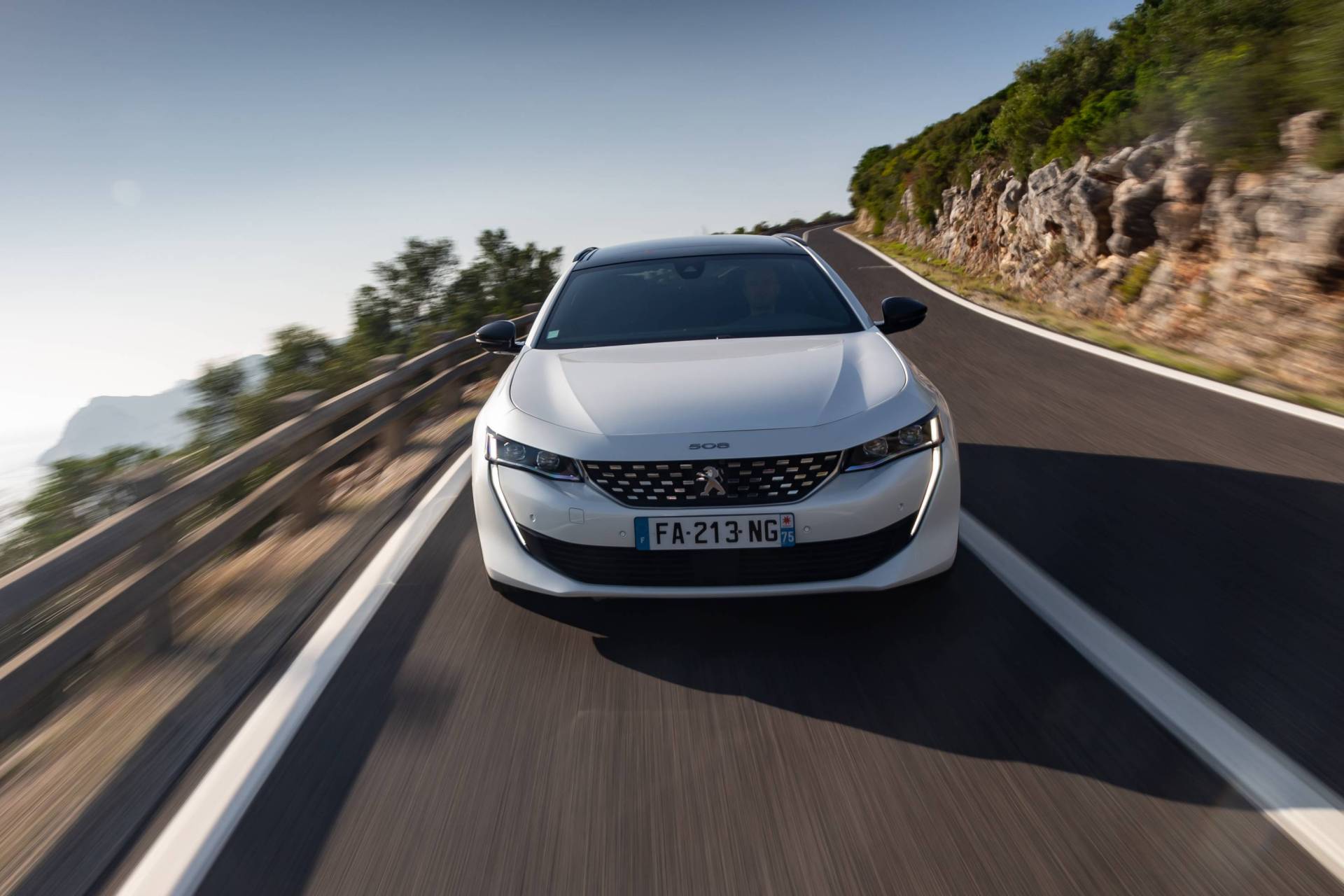Is The New 2019 Peugeot 508 SW Cooler Than A Crossover?