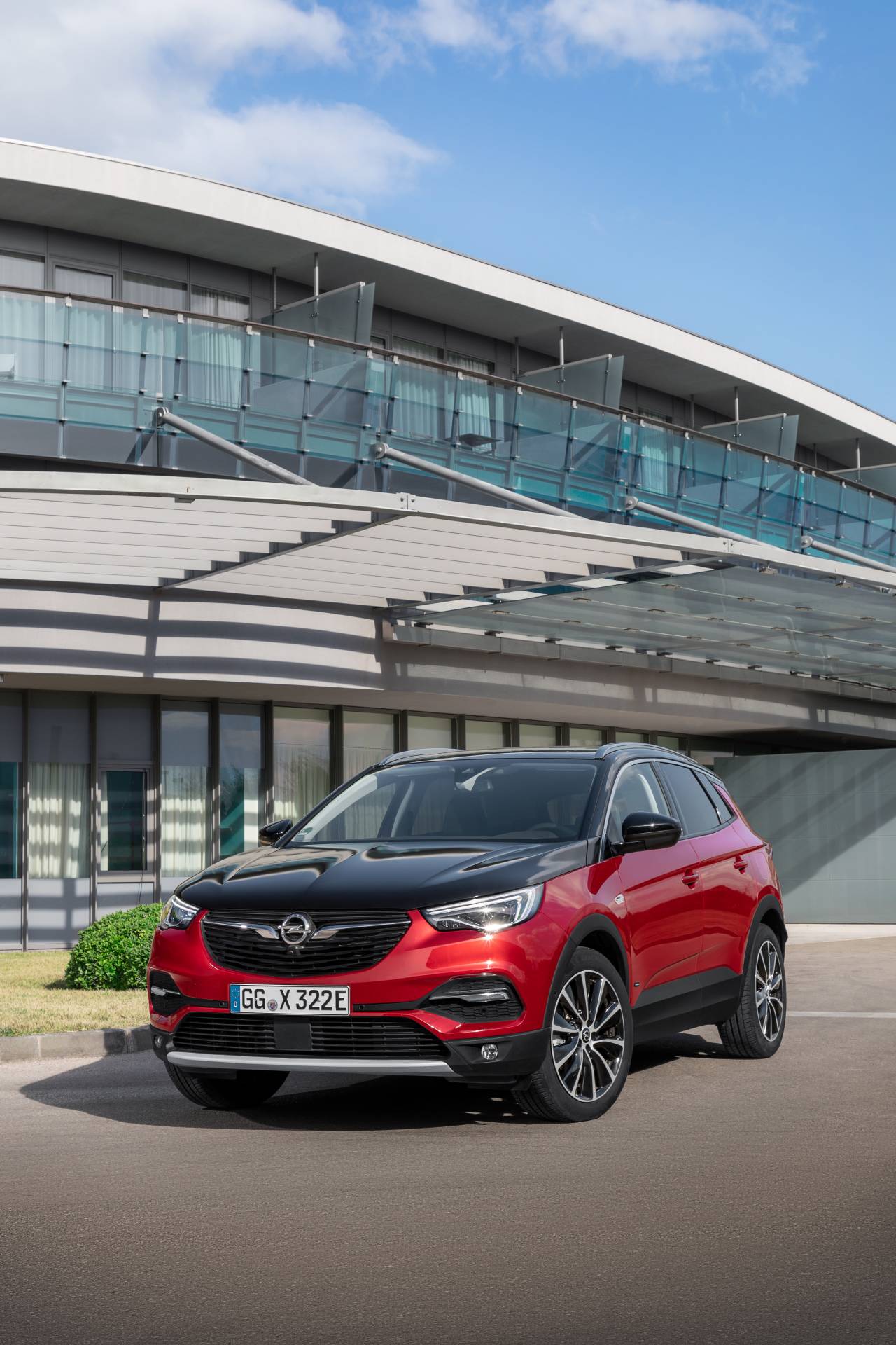 2020 Opel Grandland X Hybrid4 9 Opel/Vauxhall Grandland X Gains 296 HP Hybrid4 PHEV Powertrain With AWD