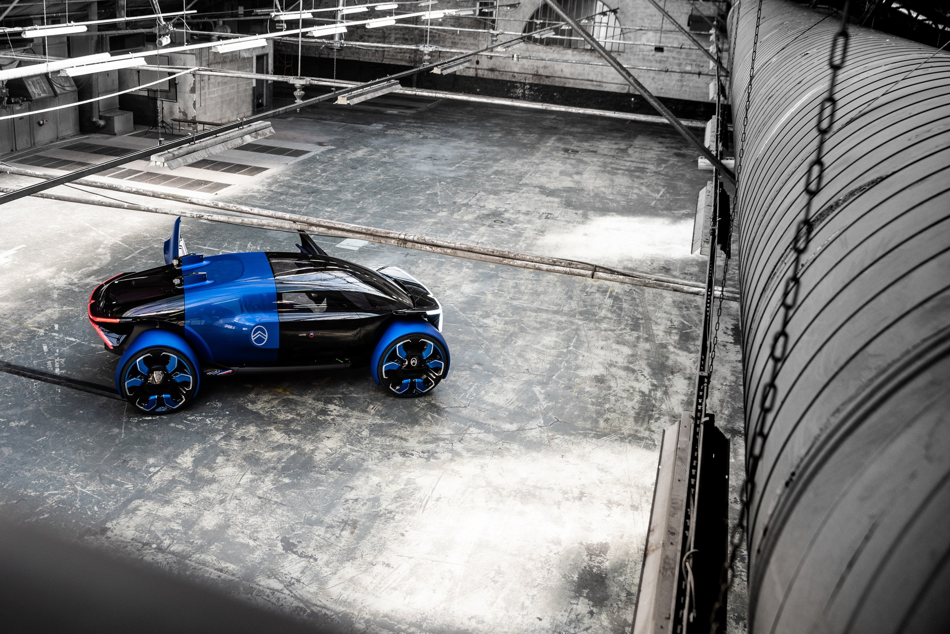 Citroen 19_19 CONCEPT 13 Citroen’s New Electric 19_19 Concept Has A 500 Mile Range And 30-inch Rims