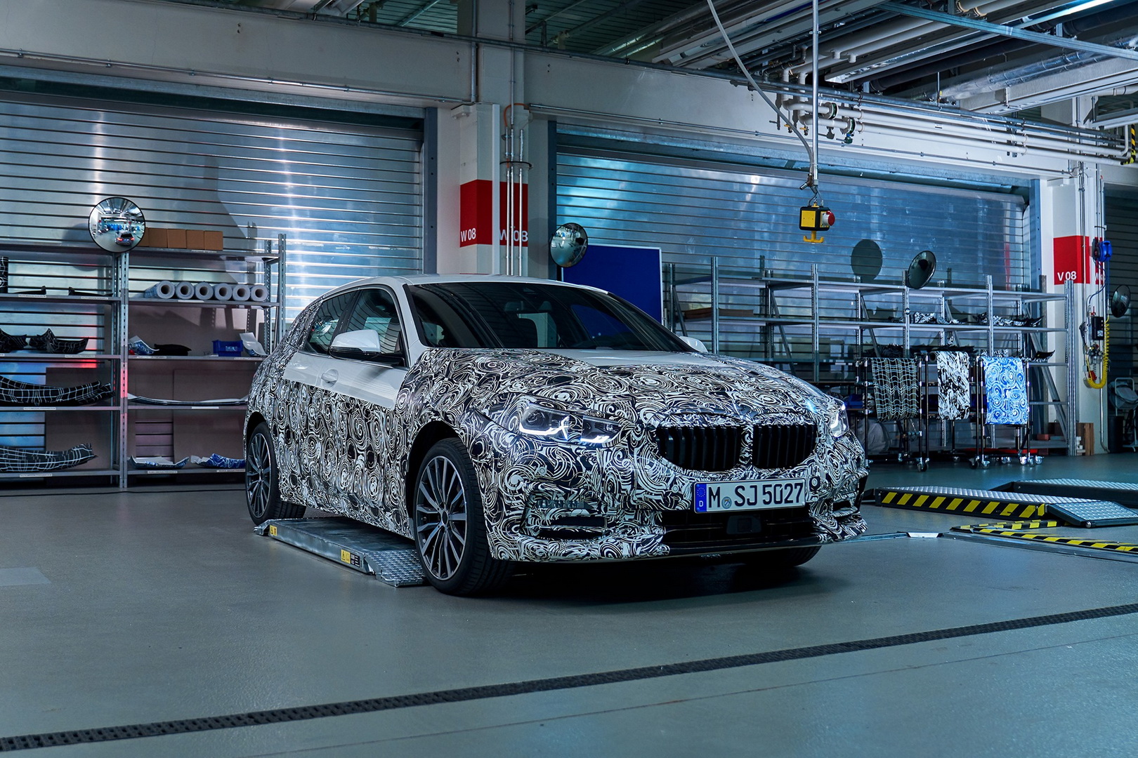 2020 bmw 1-series teasers 2 2020 BMW 1-Series Drops Camo In Official Teasers, Reveals Digital Gauges