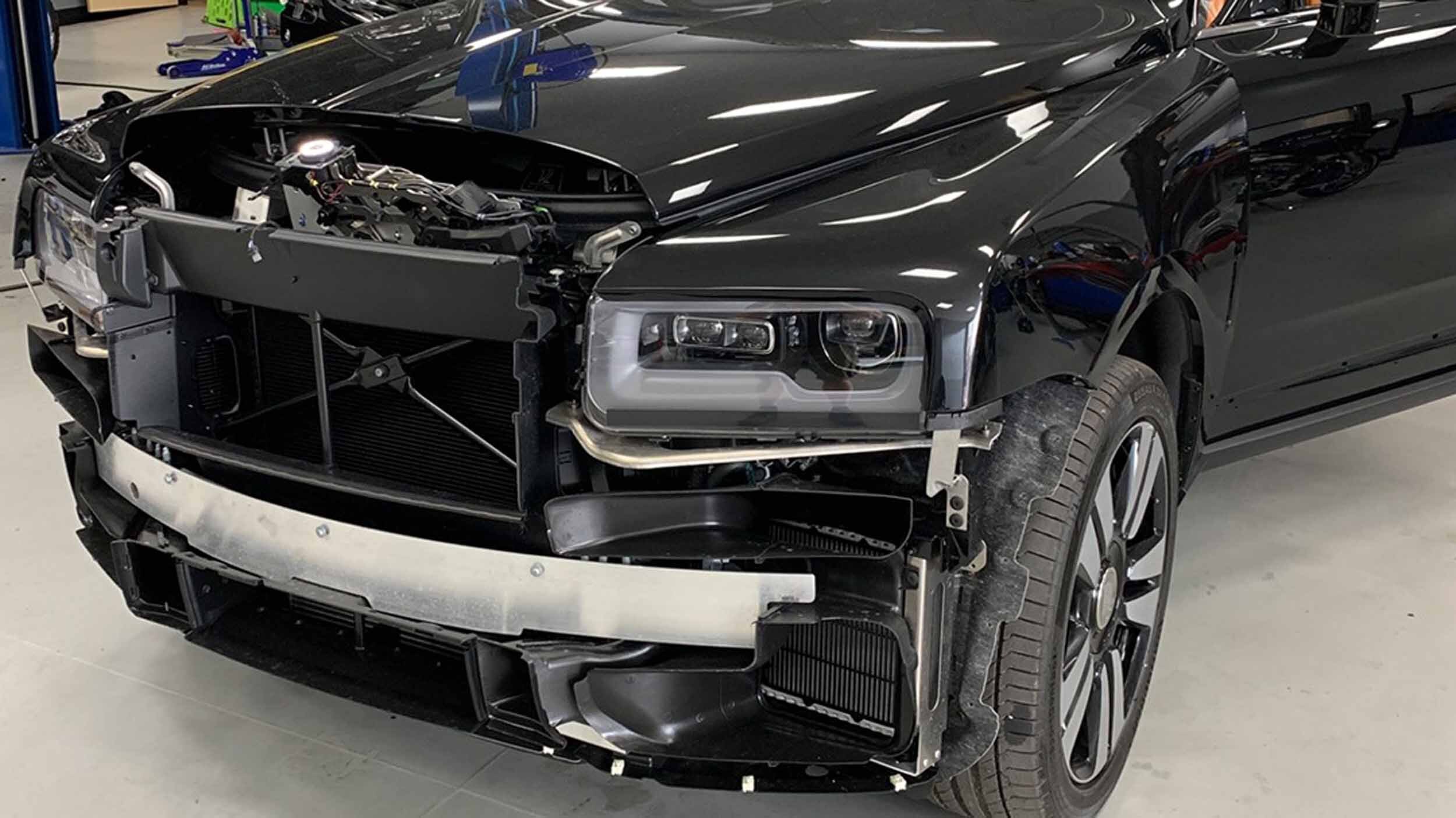 Odell Beckham Jr. Owns Orange Rolls-Royce Cullinan With “Spirit Of Odell” Badge