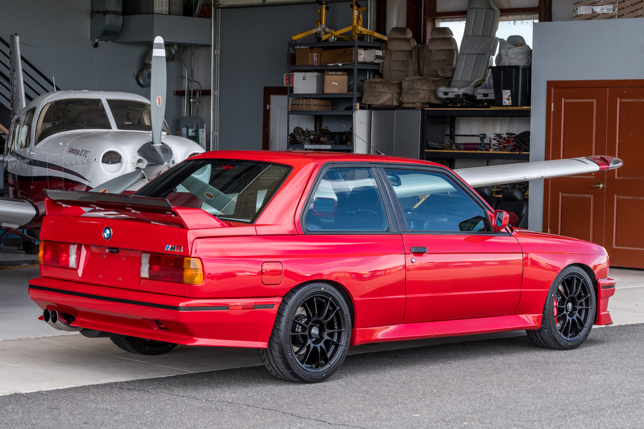 Want This 1989 BMW M3? It Goes For At Least $36K – And You’ve Got 10 Hours To Bid On It