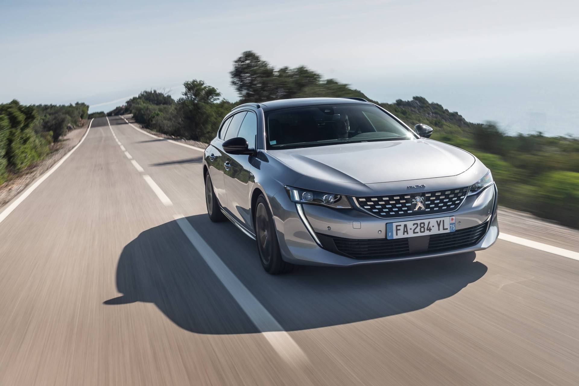 Is The New 2019 Peugeot 508 SW Cooler Than A Crossover?