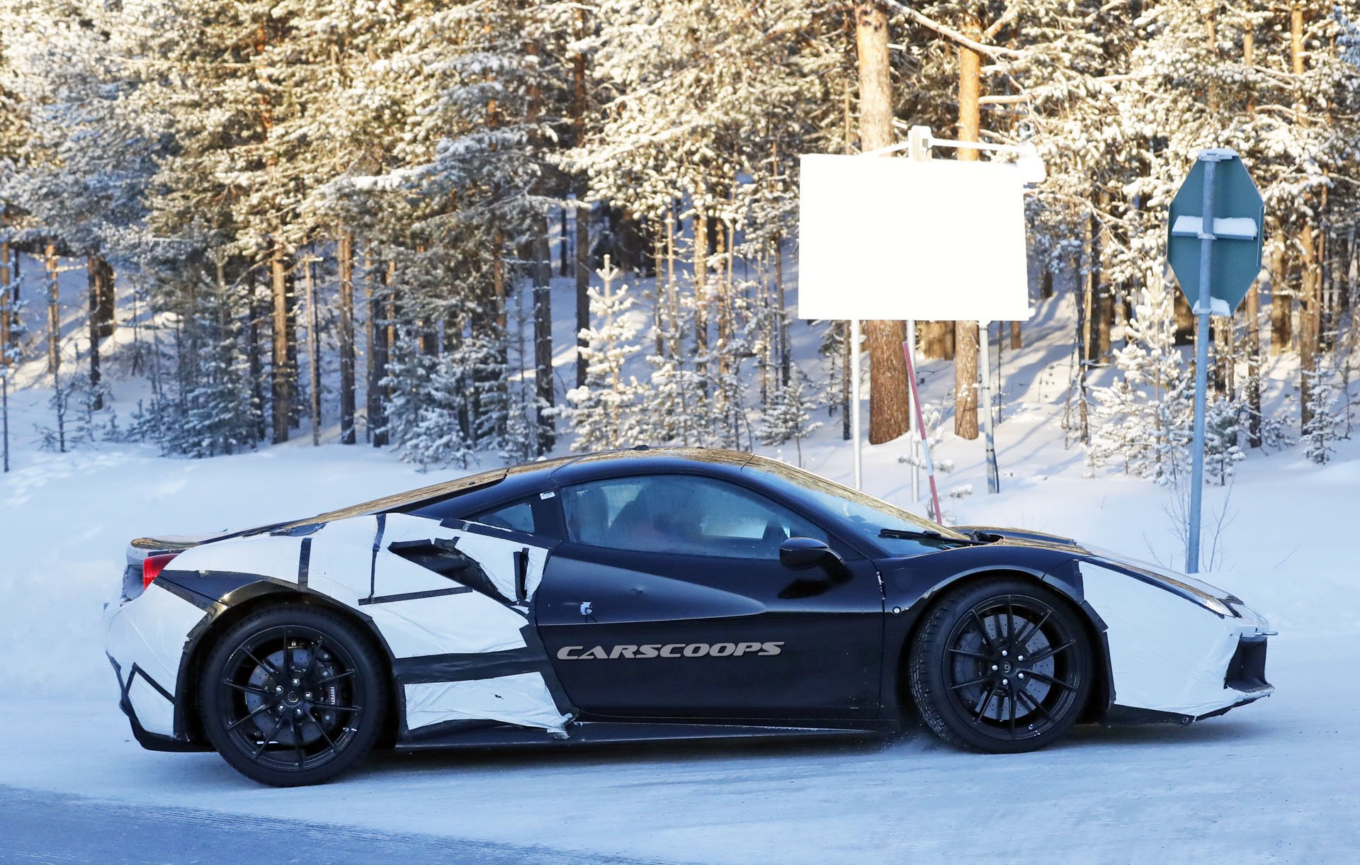 Ferrari Hybrid Supercar 7 Ferrari’s New Hybrid Supercar To Pack 986 HP, Premiere On May 31