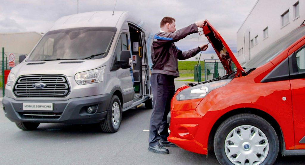  Ford’s Mobile Service Department Comes To You To Fix Your Car