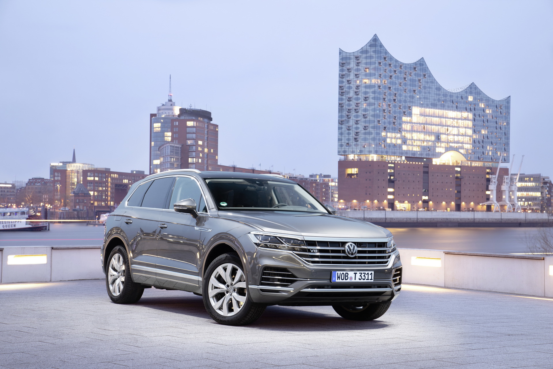 VW Touareg V8 TDI Order Books Open, Will Cost You At Least €89,825