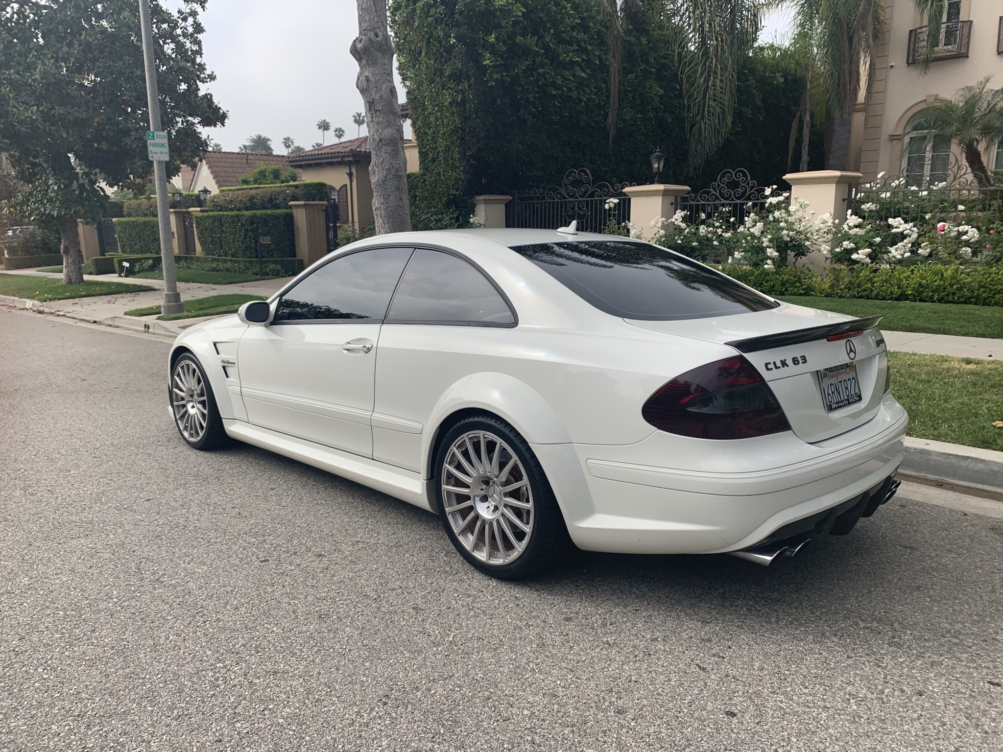 Mercedes Benz CLK 63 AMG Black 8 Mercedes-Benz CLK 63 AMG Black Series Looks Mean Even In White