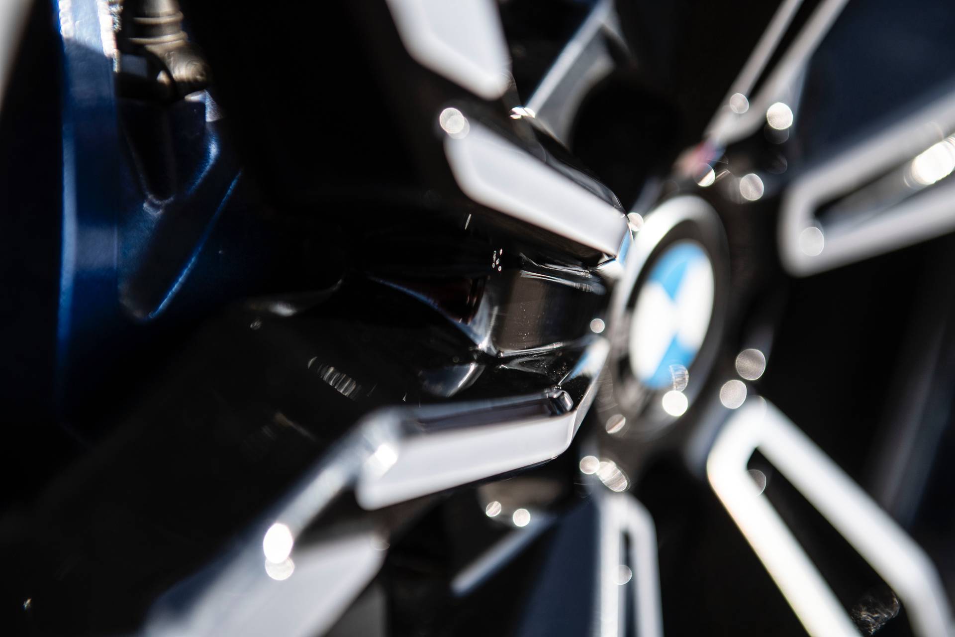 BMW X4 M Competition MotoGP BMW M Award 2019 13 2020 BMW X4 M Competition Is This Year’s Prize For MotoGP’s Best Qualifier