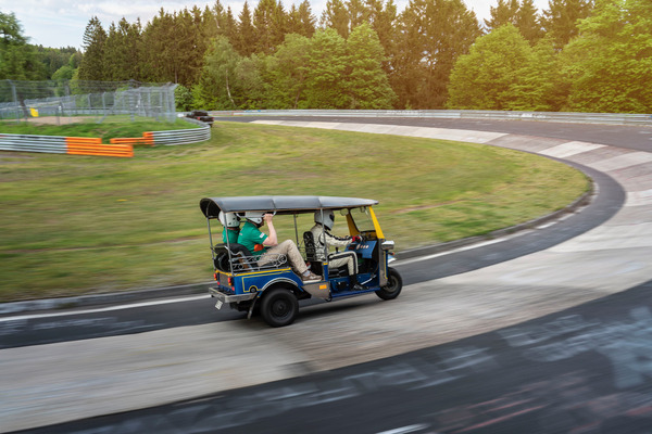 A Three-Wheeled Tuk-Tuk Just Lapped The Nurburgring In A Blistering… 31 Minutes
