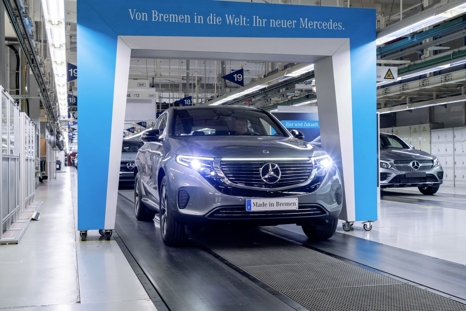 2019 mercedes-benz eqc 5 Mercedes-Benz EQC 400 Undercuts Audi’s E-Tron By €8,600 In Germany