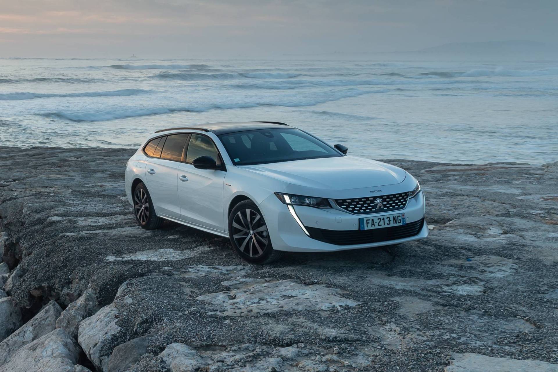 Is The New 2019 Peugeot 508 SW Cooler Than A Crossover?