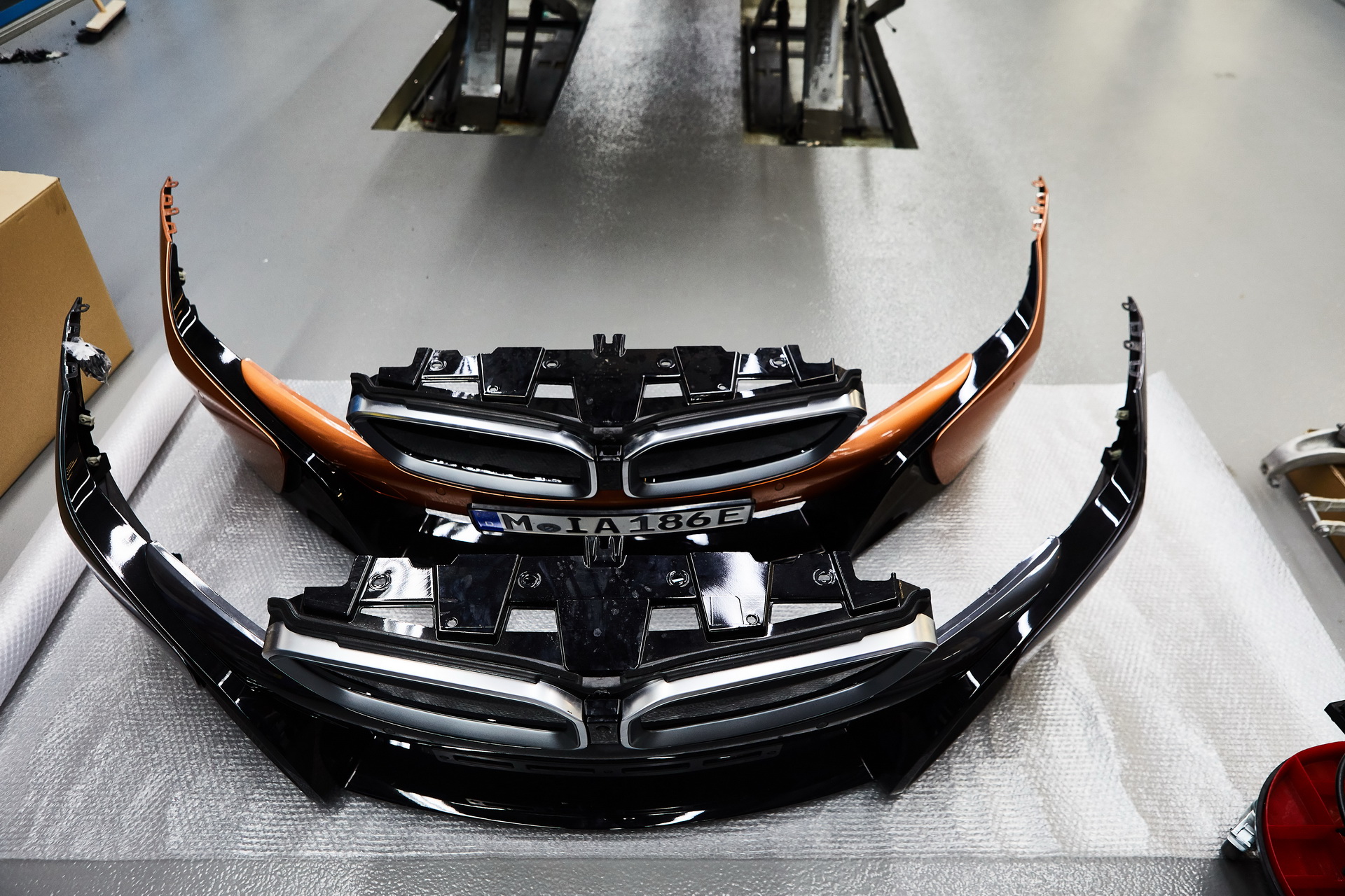 BMW-i8-Roadster-Safety-Car-19 BMW Makes i8 Roadster A Speedster For Formula E’s New Safety Car