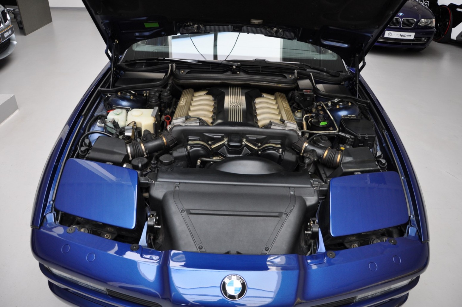 1995 bmw 850i 53 Get Your 1990s BMW Fix With These Beautiful Individual 850Ci And 750iL