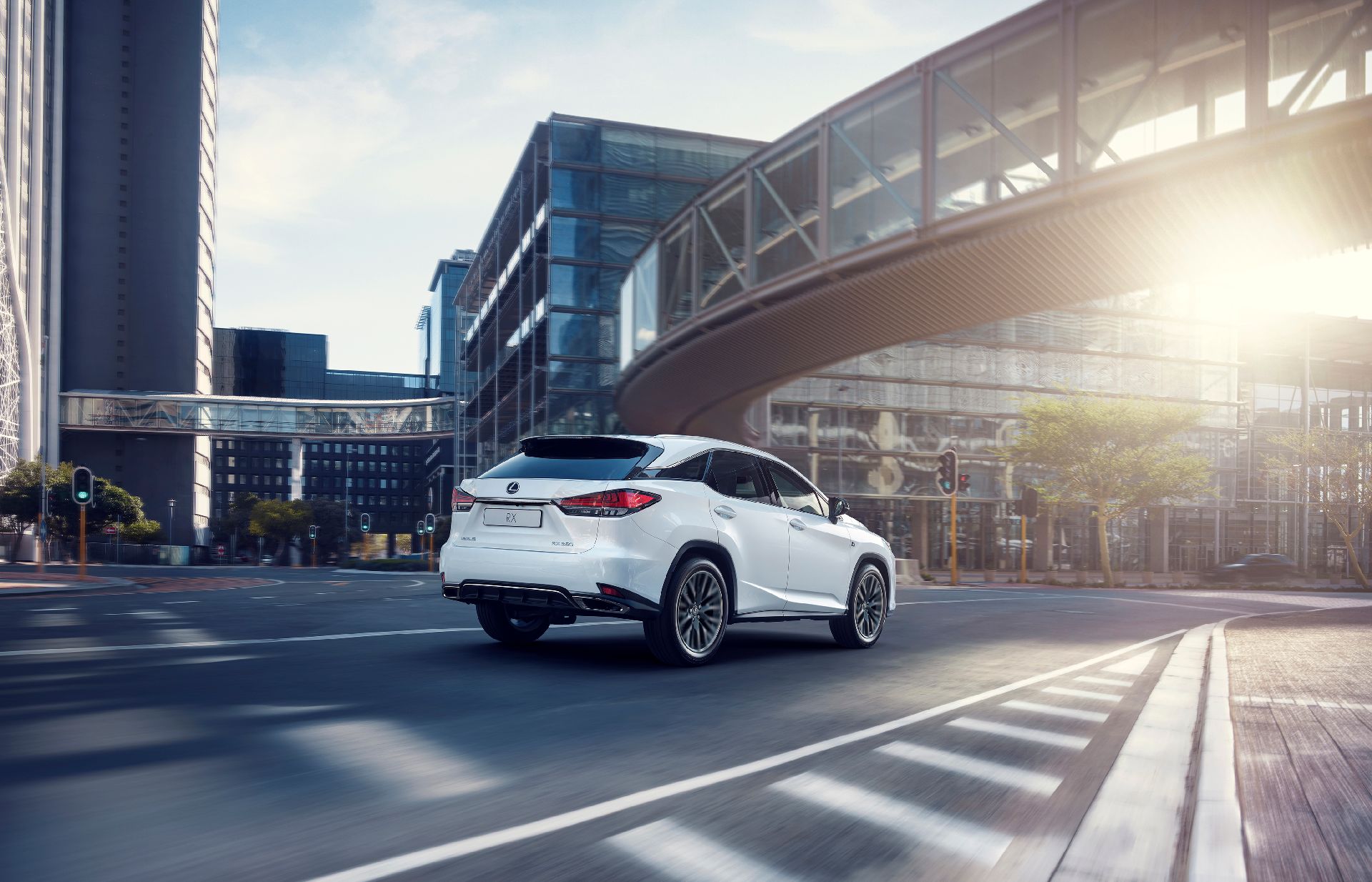 2020 Lexus RX Gets Revised Looks And A Touchscreen Along With Apple CarPlay And Android Auto