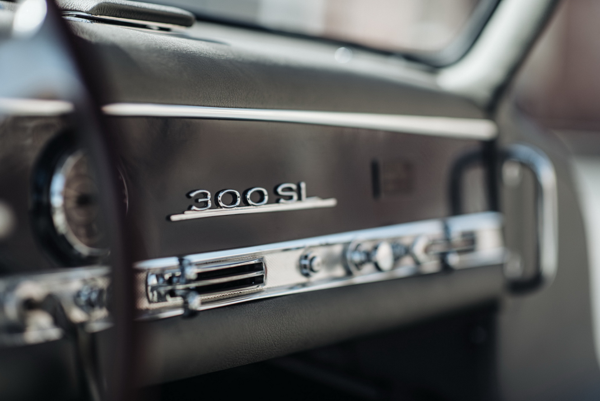 Mercedes-300SL-Gullwing-15 Beautiful 1956 Mercedes 300SL Gullwing Is The Definition Of A Million-Dollar Classic