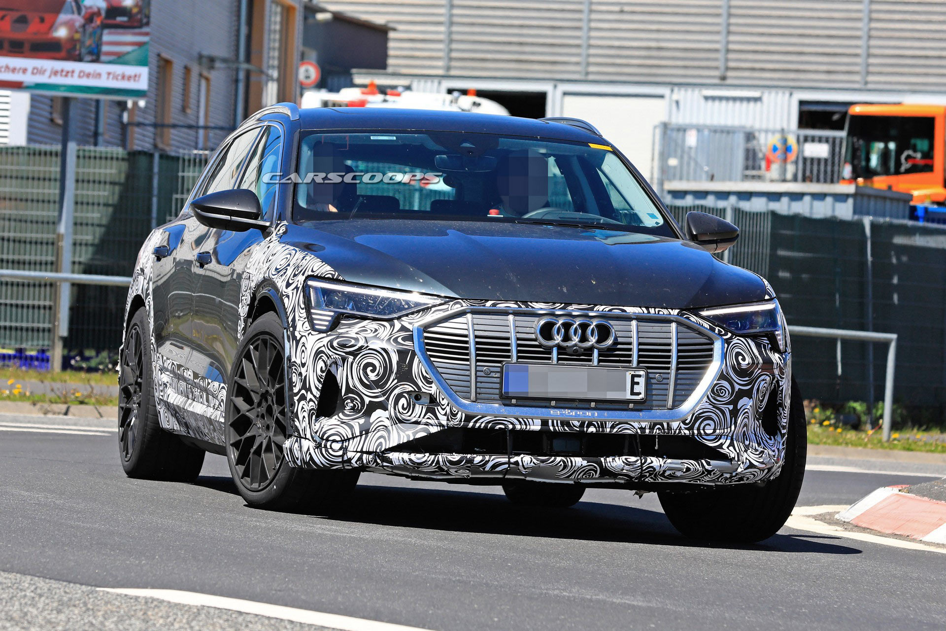 High-Performance Audi E-Tron Spied, Could Be The S Or RS Variant (New Photos)
