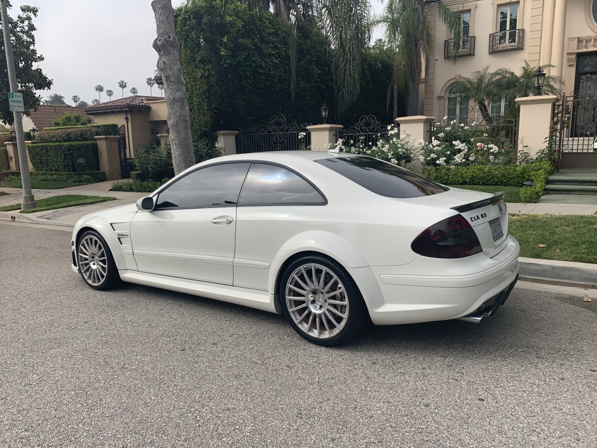 Mercedes Benz CLK 63 AMG Black 7 Mercedes-Benz CLK 63 AMG Black Series Looks Mean Even In White