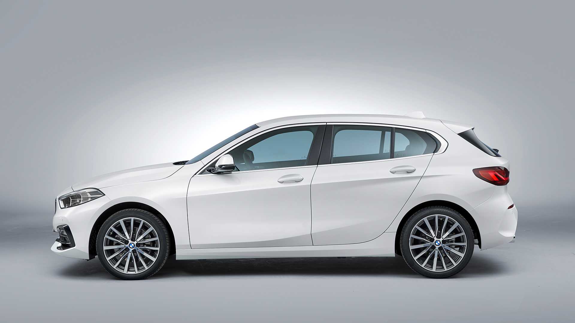 New BMW 1-Series Is FWD And Looks Just Like The X2