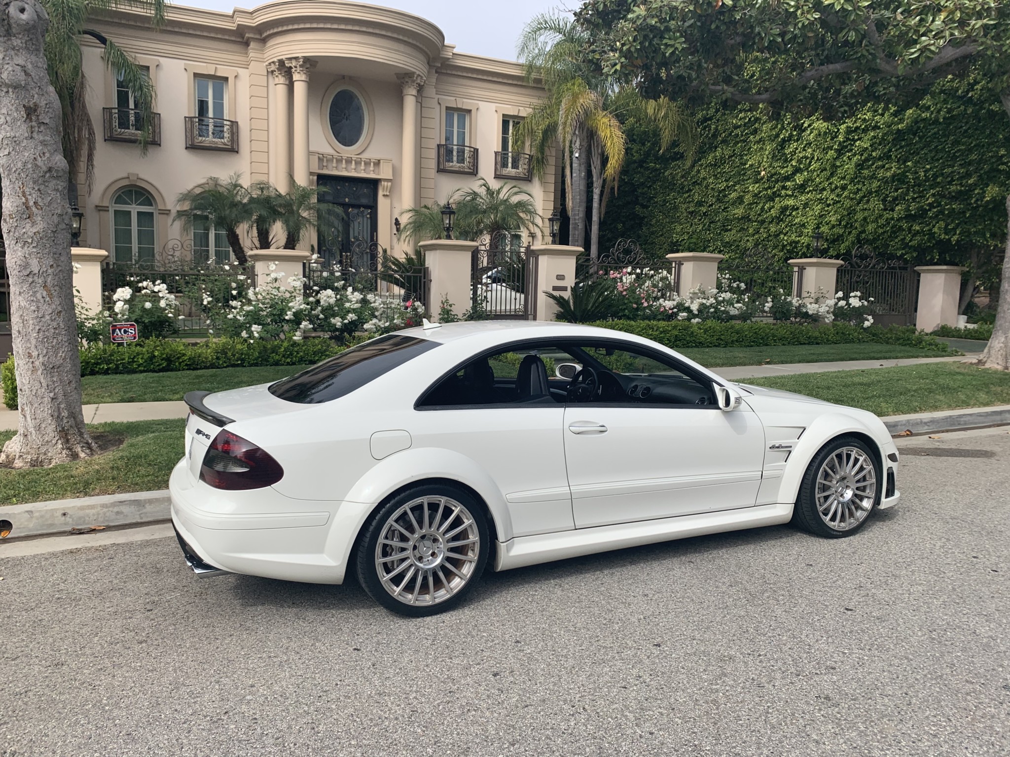 Mercedes Benz CLK 63 AMG Black 13 Mercedes-Benz CLK 63 AMG Black Series Looks Mean Even In White