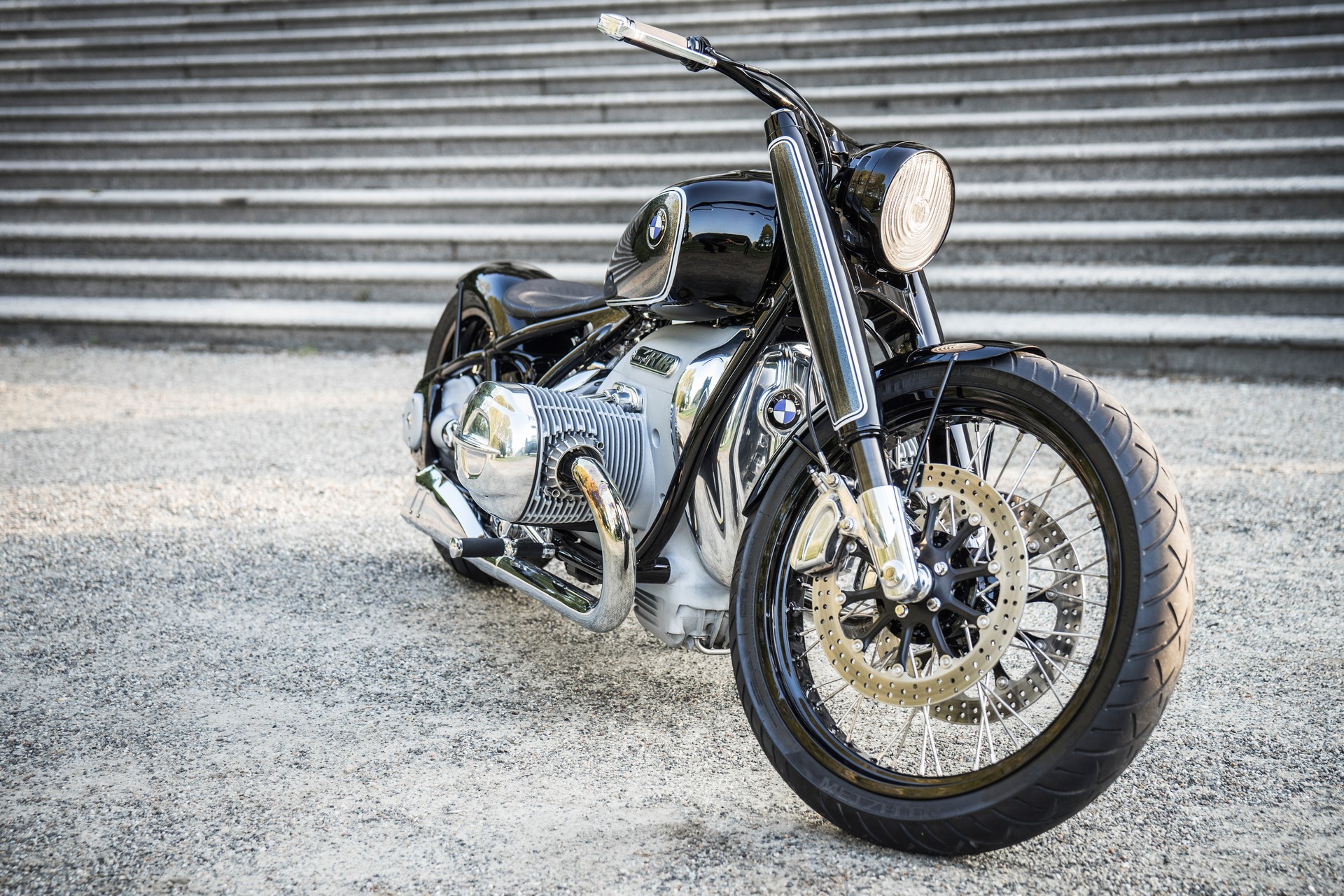 BMW’s R18 Concept Is A Minimalist Bike With An All-New Boxer Engine