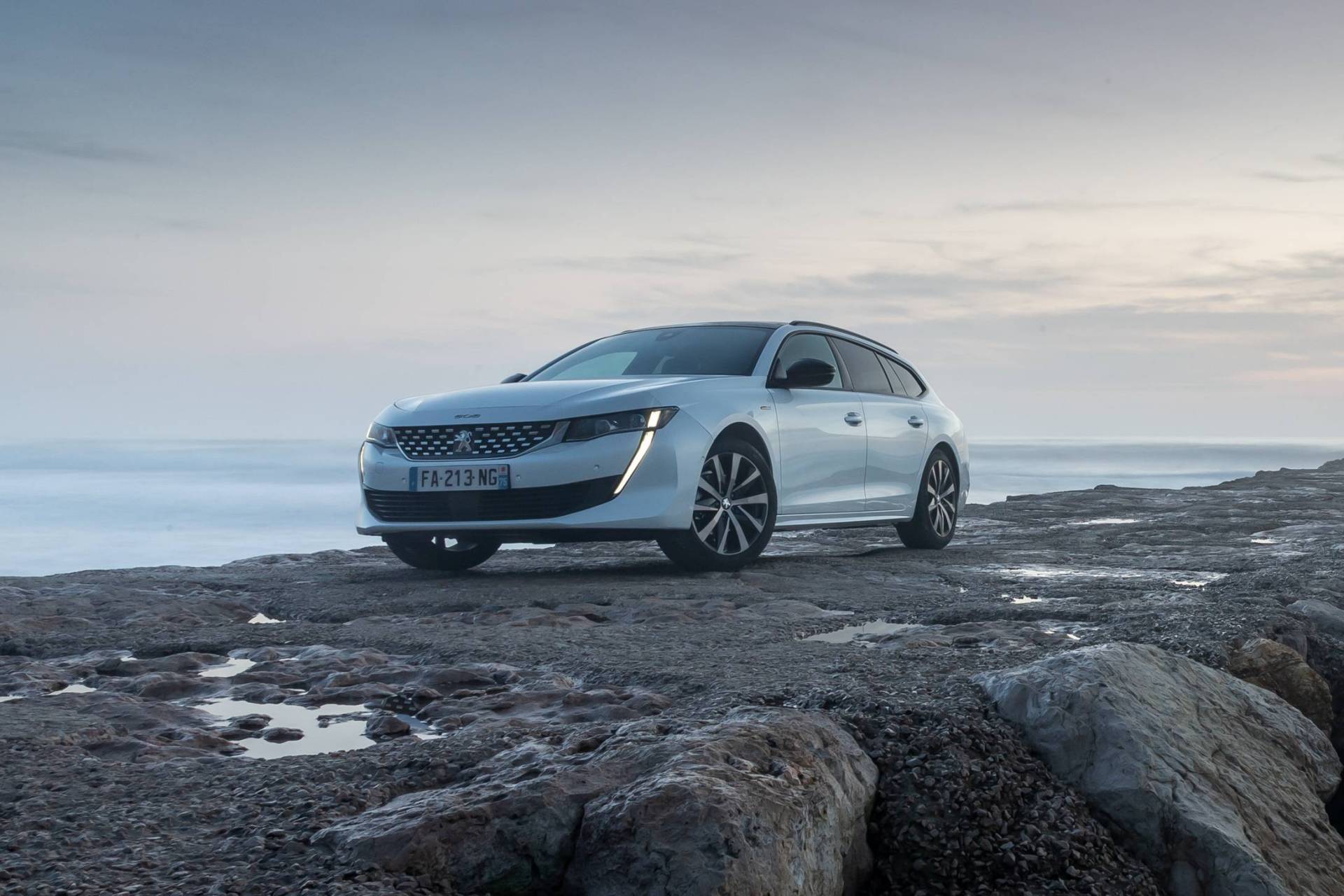 Is The New 2019 Peugeot 508 SW Cooler Than A Crossover?