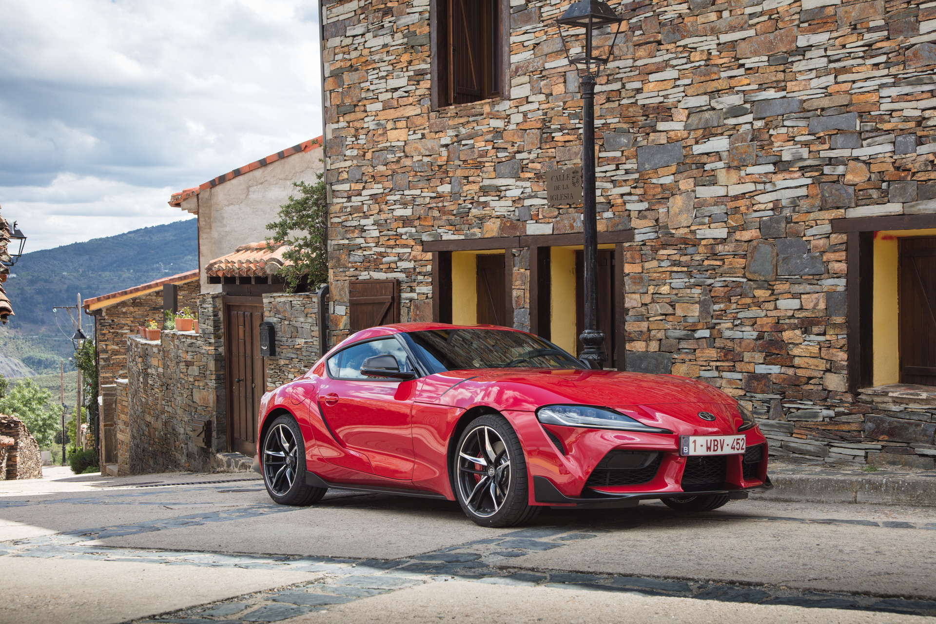 2019-Toyota-GR-Supra-86 Europe’s 2019 Toyota Supra Detailed In 107 Images