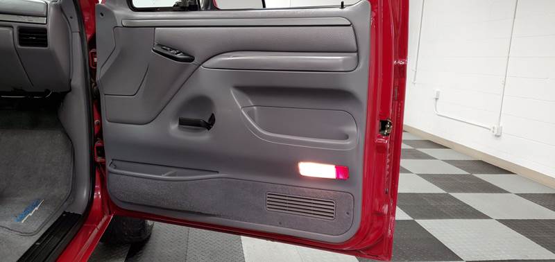 This 1994 Ford F-150 SVT Lightning Isn’t Bad For $23k