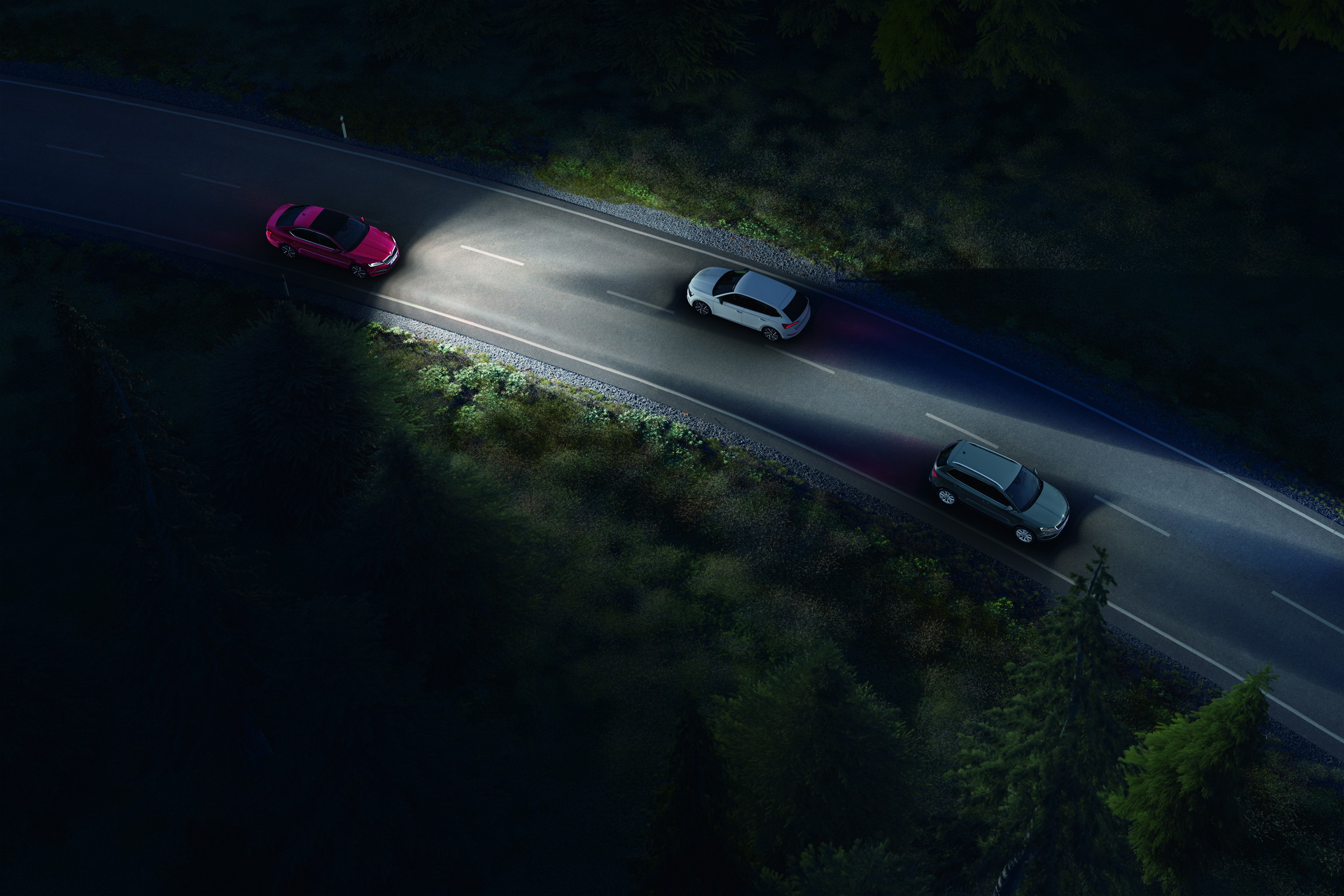 Restyled Skoda Superb Breaks Cover With Fresh New Tech