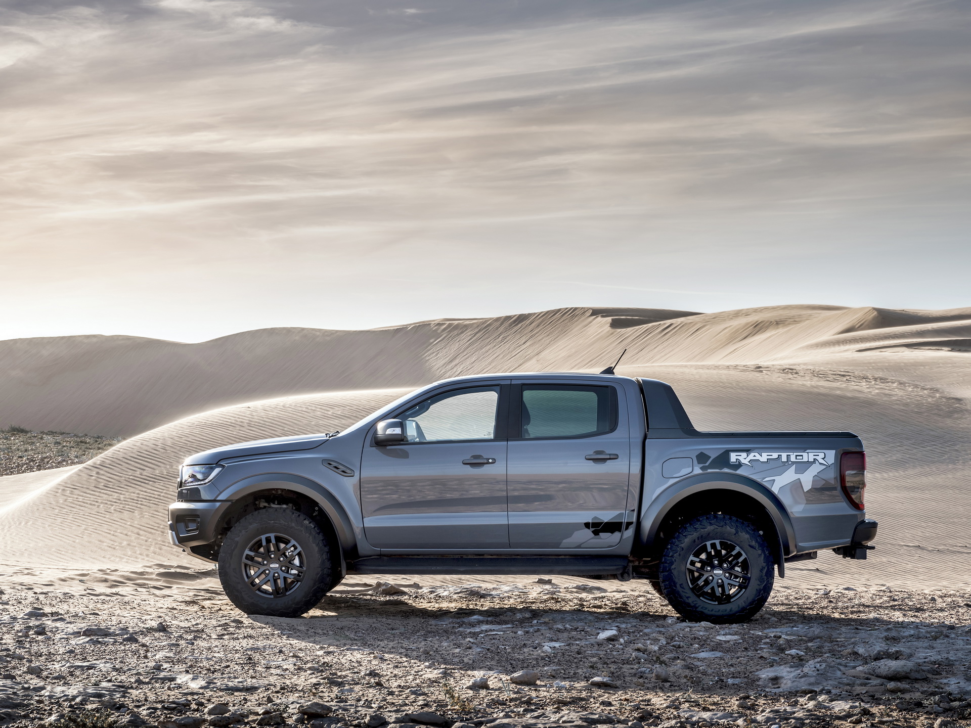 2019_FORD_RANGER_RAPTOR_03 Explore The 2019 Ford Ranger Raptor In 114 Images – And See What You’re Missing In The U.S.