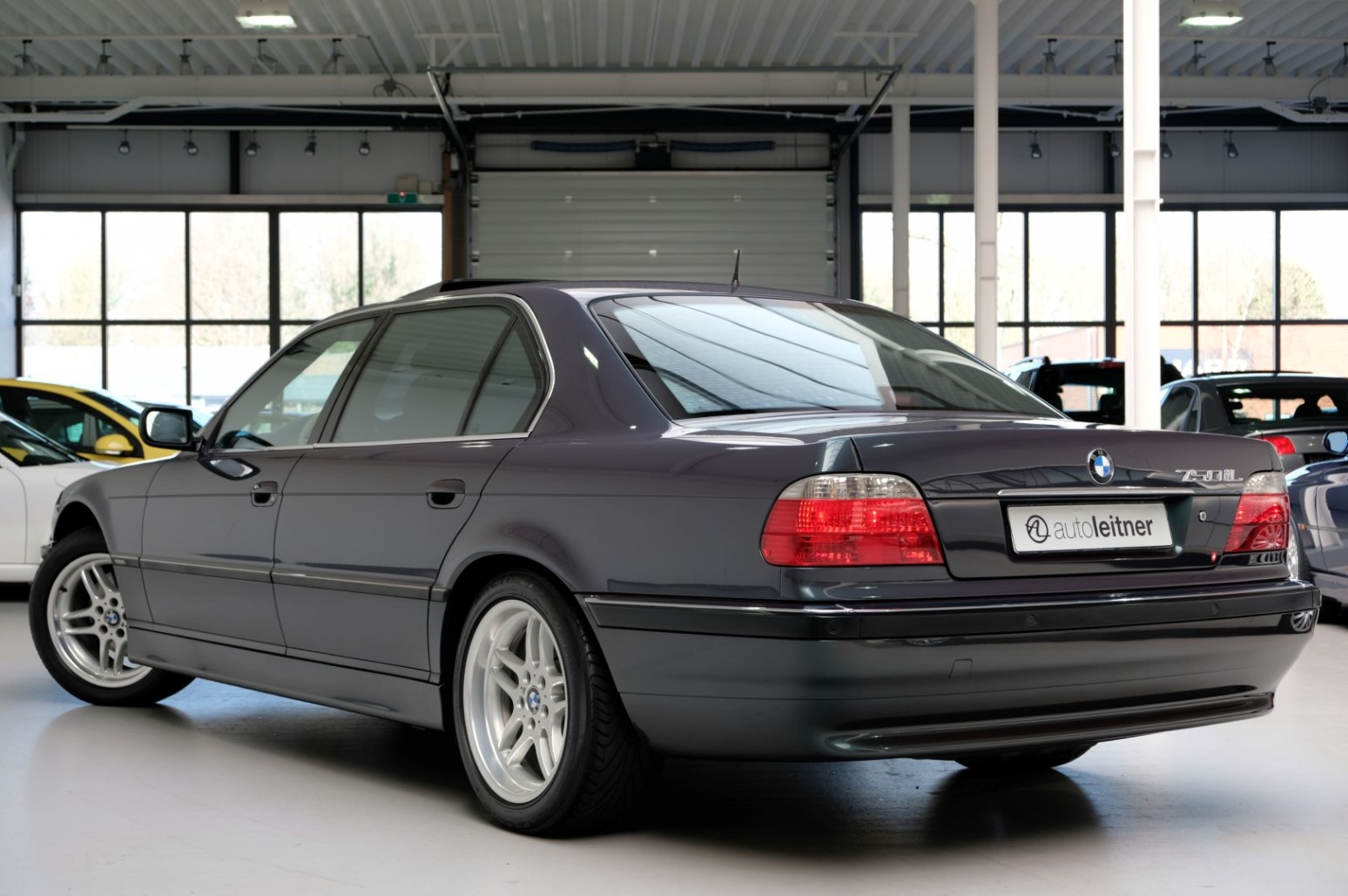 1999 bmw 750il 2 Get Your 1990s BMW Fix With These Beautiful Individual 850Ci And 750iL