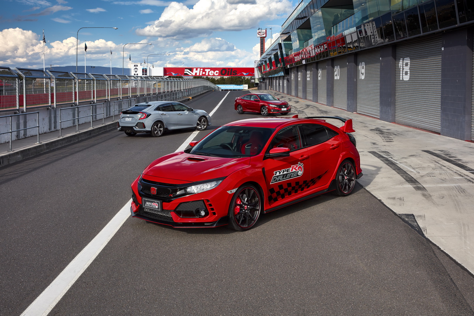 honda civic type r jenson button bathurst record 7 Honda Civic Type R Sets Lap Record At Bathurst For FWD Production Cars