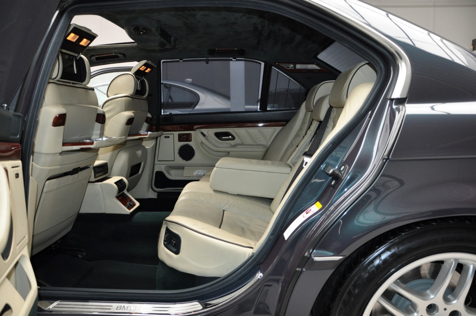 1999 bmw 750il 27 Get Your 1990s BMW Fix With These Beautiful Individual 850Ci And 750iL